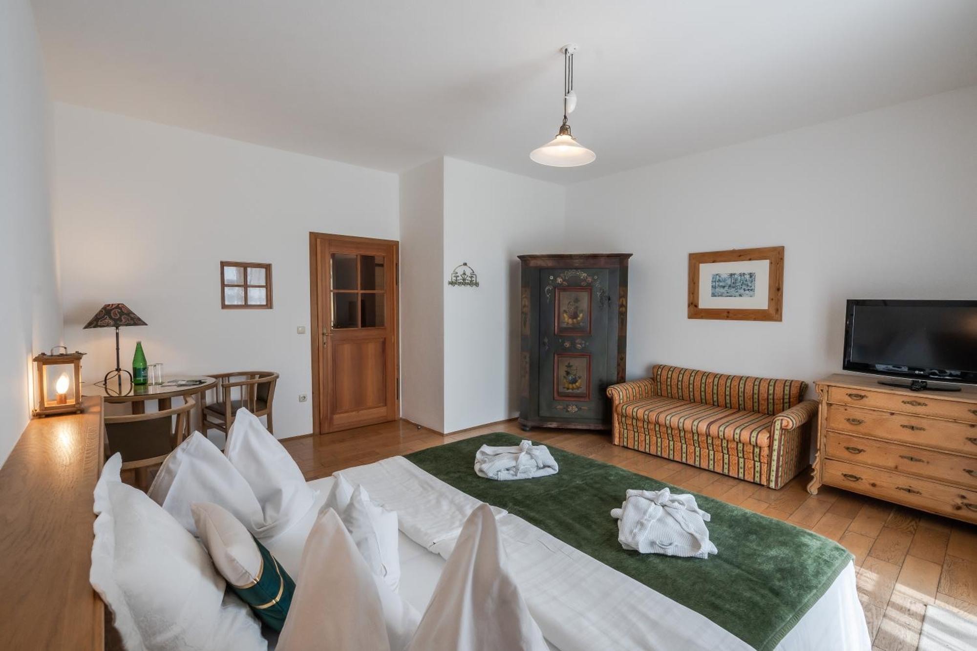 Hotel Roemerstein لويبرسدورف باي فرس المظهر الخارجي الصورة
